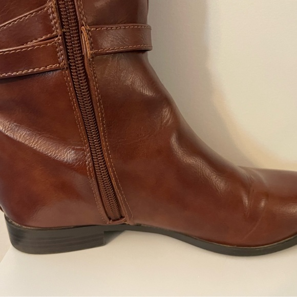 Women's Esprit faux Leather riding boot, size 7.5M - Picture 7 of 12